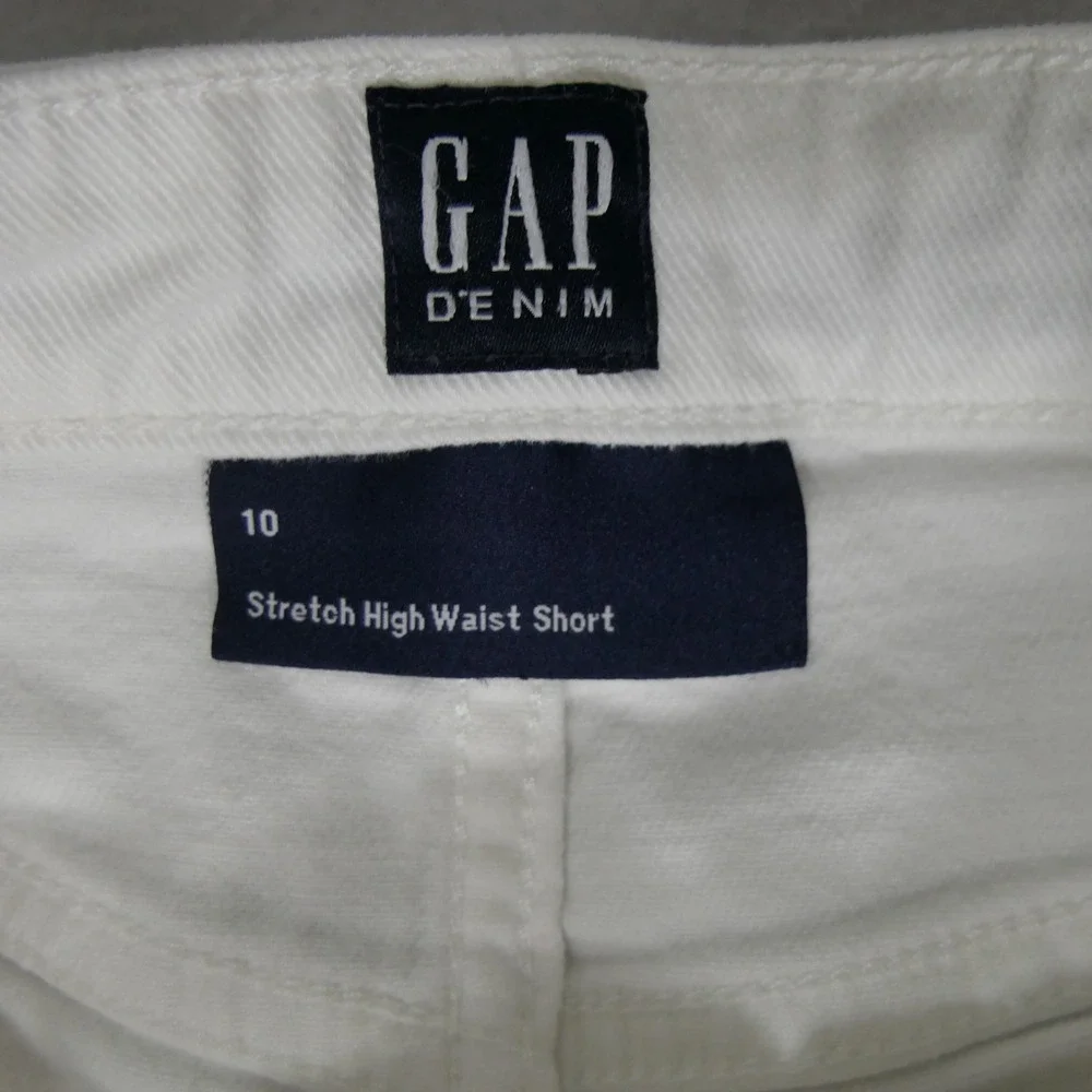 GAP Kid Shorts 10 White Peace Sign Embroidered Rainbow Stretch Retro Hippie Boho